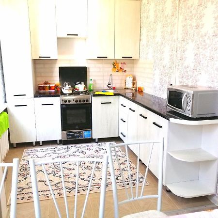 Уютная Трешка Atyrau Bagian luar foto